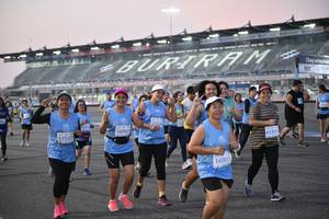 BIB: 5124, 5335, 270, 52929
                            <button type="button" onclick="openModal(10464226)" class="btn btn-primary btn-sm float-right btn-popup" data-toggle="modal" data-target=".modal-high-quality">
                        <i class="fas fa-shopping-cart"></i> Add to Cart
                    </button>
                                            <button type="button" onclick="isThisMe(10464226, true)" class="btn btn-success btn-sm float-right btn-popup btn-isme hidden" data-toggle="tooltip" data-placement="bottom" title="นี่คือรูปของคุณใช่ไหม คลิกที่นี่เพื่อเอาเข้าอัลบั้ม">
                        <i class="fas fa-plus"></i> Add to album
                    </button>
                    <button type="button" onclick="isThisMe(10464226, false)" class="btn btn-warning btn-sm float-right btn-popup btn-isnotme hidden">
                        <i class="fas fa-ban"></i> Remove from album
                    </button>